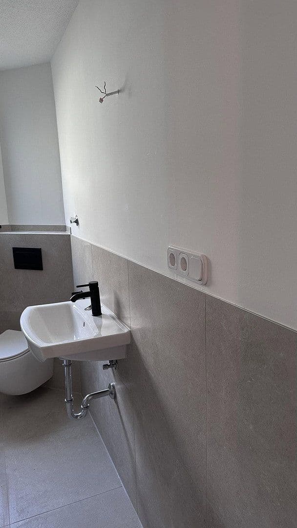 Pronájem bytu 2+1 53 m², Carl-Benz-Straße 10, Rastatt, Bádensko-Württembersko Pronájem bytu 2+1 53 m², Carl-Benz-Straße 10, Rastatt, Bádensko-Württembersko
