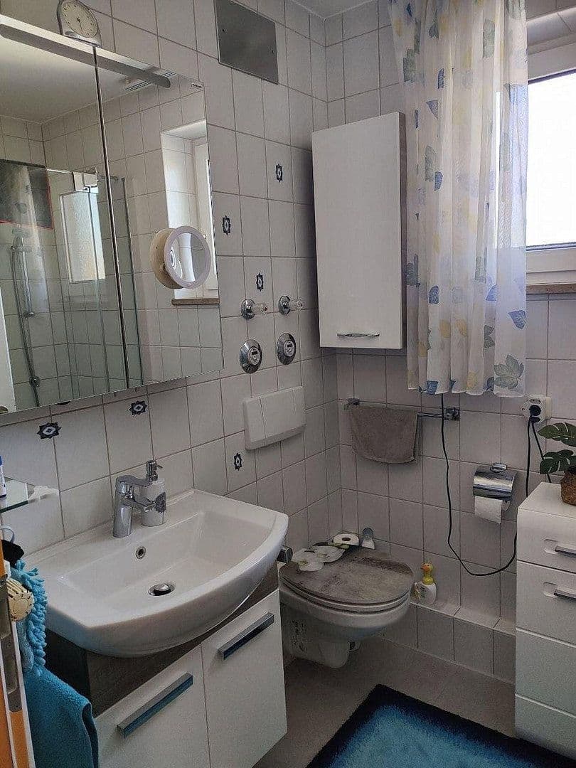 Pronájem bytu 3+1 82 m², Alte Weberei 14, Kaufbeuren, Bavorsko Pronájem bytu 3+1 82 m², Alte Weberei 14, Kaufbeuren, Bavorsko