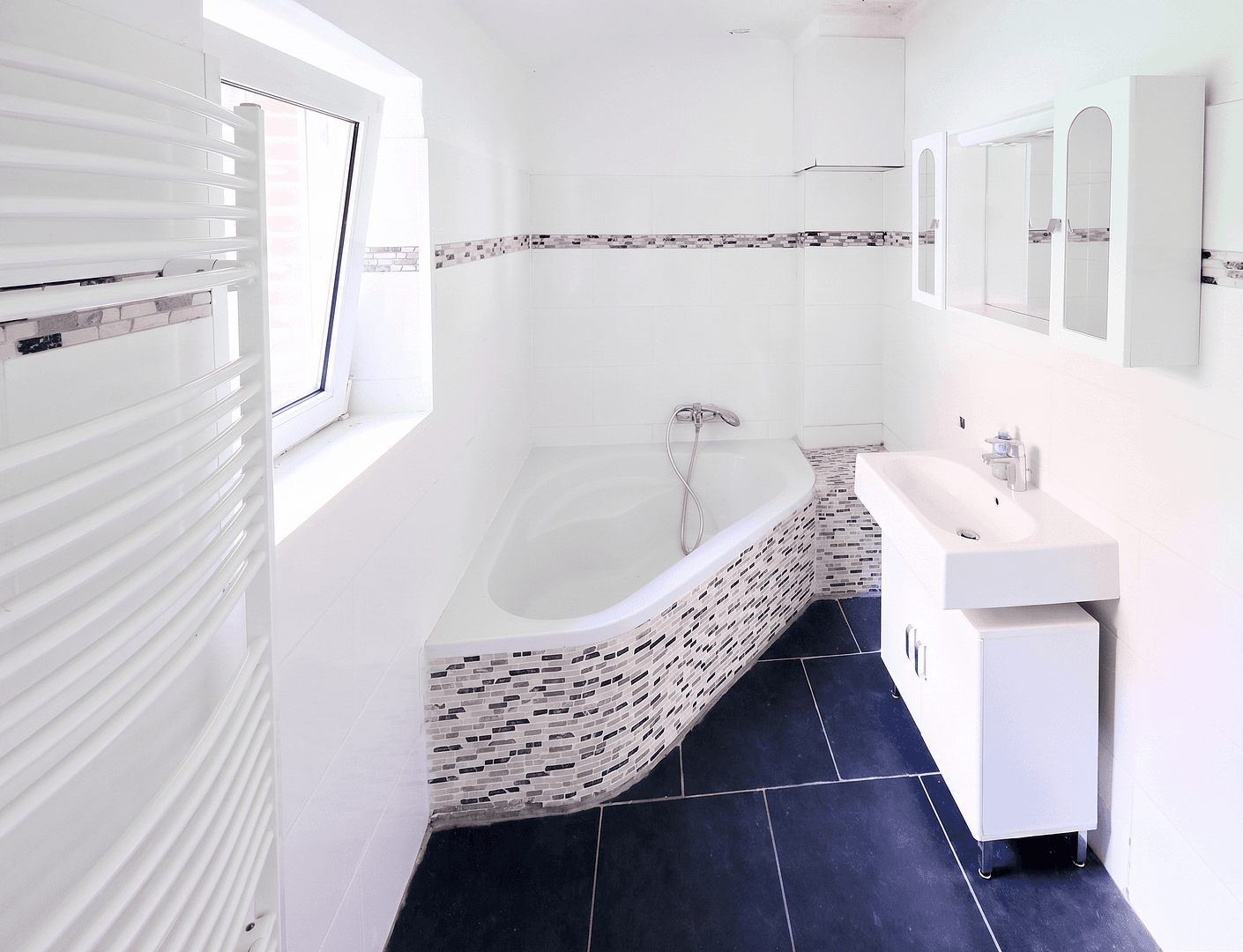 Prodej domu 174 m², pozemek 1.200 m², Celle, Dolní Sasko Prodej domu 174 m², pozemek 1.200 m², Celle, Dolní Sasko