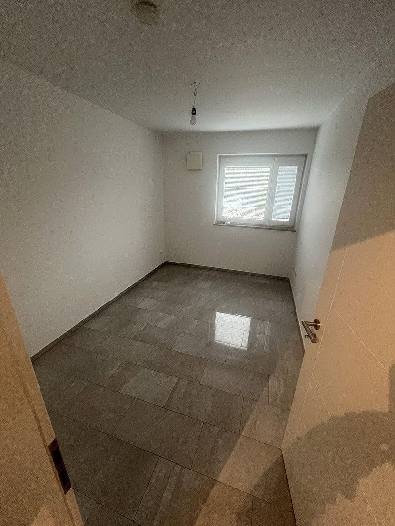 Pronájem bytu 5+1 150 m², Am Härtle 18, Neuburg an der Donau, Bavorsko Pronájem bytu 5+1 150 m², Am Härtle 18, Neuburg an der Donau, Bavorsko