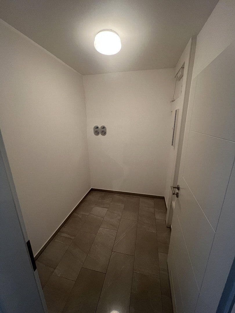 Pronájem bytu 5+1 150 m², Am Härtle 18, Neuburg an der Donau, Bavorsko Pronájem bytu 5+1 150 m², Am Härtle 18, Neuburg an der Donau, Bavorsko