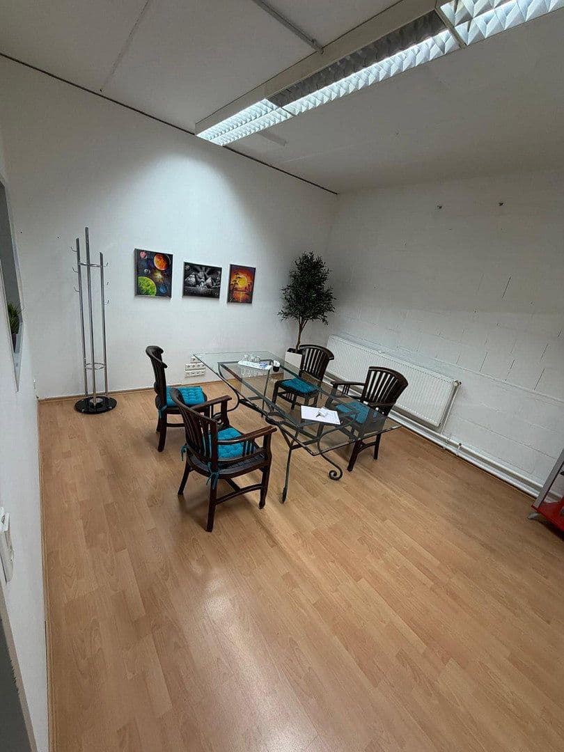 Pronájem nebytového prostoru 1.400 m², Dieselstraße 4, Arnsberg, Severní Porýní-Vestfálsko Pronájem nebytového prostoru 1.400 m², Dieselstraße 4, Arnsberg, Severní Porýní-Vestfálsko