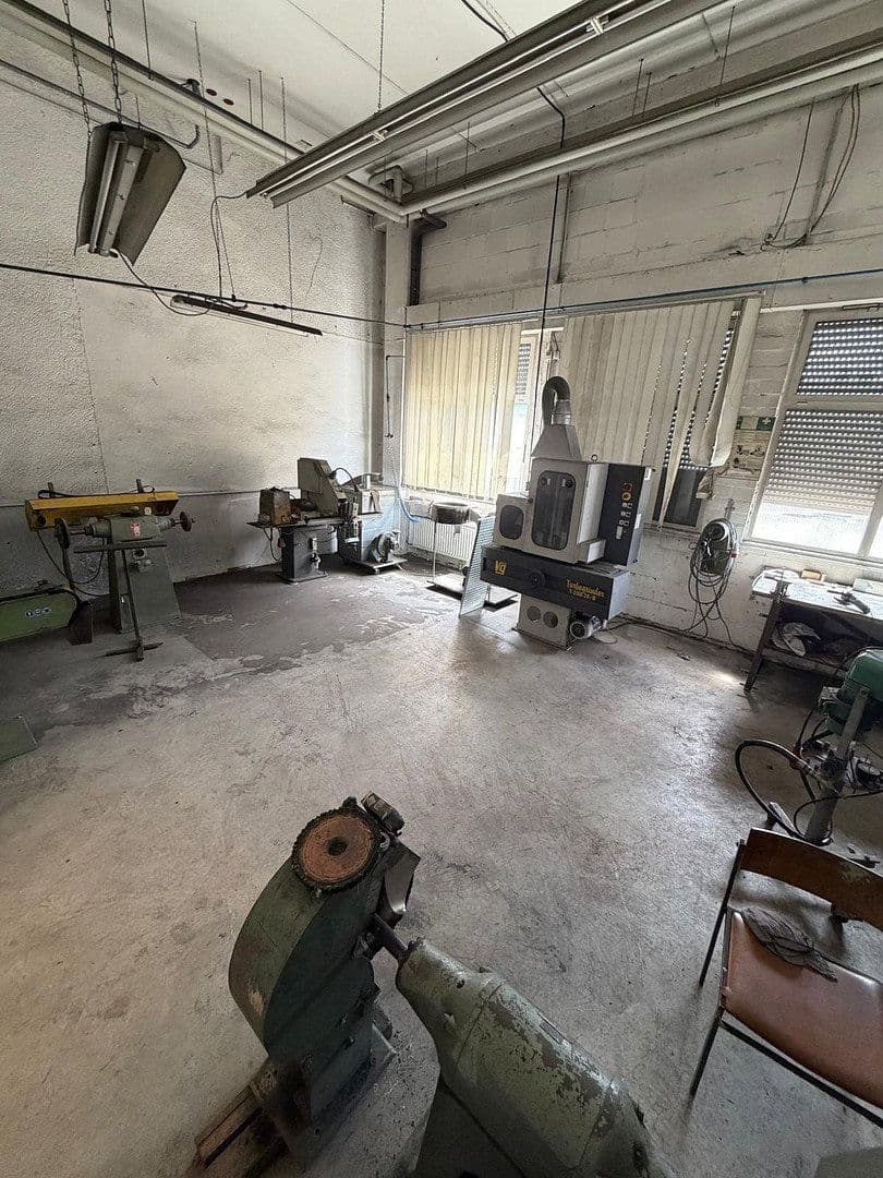 Pronájem nebytového prostoru 1.400 m², Dieselstraße 4, Arnsberg, Severní Porýní-Vestfálsko Pronájem nebytového prostoru 1.400 m², Dieselstraße 4, Arnsberg, Severní Porýní-Vestfálsko