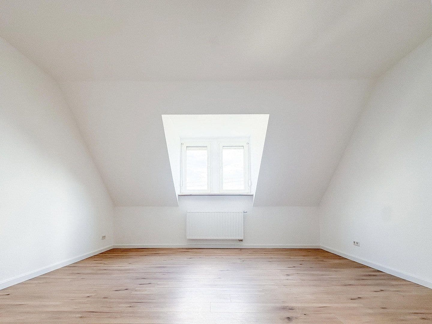 Prodej bytu 2+1 48 m², Wiesbaden, Hessen Prodej bytu 2+1 48 m², Wiesbaden, Hessen