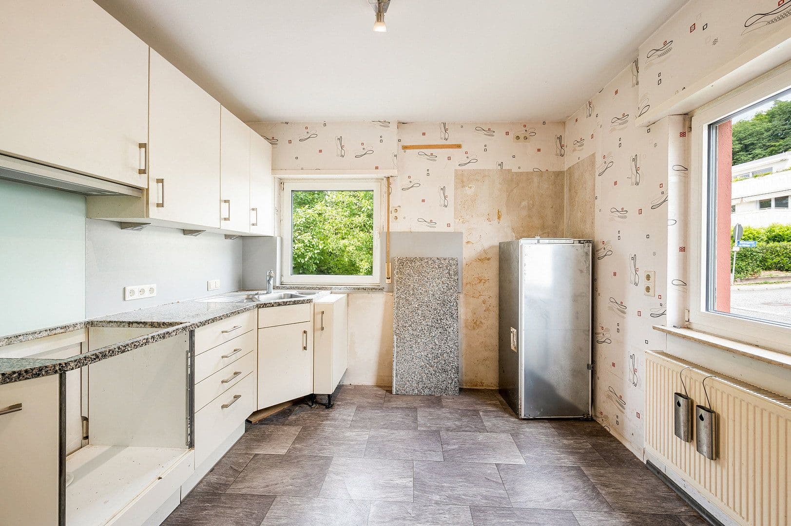 Prodej domu 213 m², pozemek 399 m², Königsteiner Straße 9, Eppstein, Hessen Prodej domu 213 m², pozemek 399 m², Königsteiner Straße 9, Eppstein, Hessen