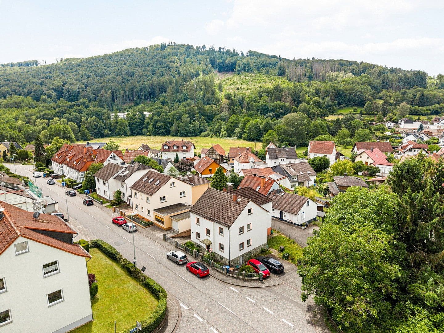 Prodej domu 213 m², pozemek 399 m², Königsteiner Straße 9, Eppstein, Hessen Prodej domu 213 m², pozemek 399 m², Königsteiner Straße 9, Eppstein, Hessen