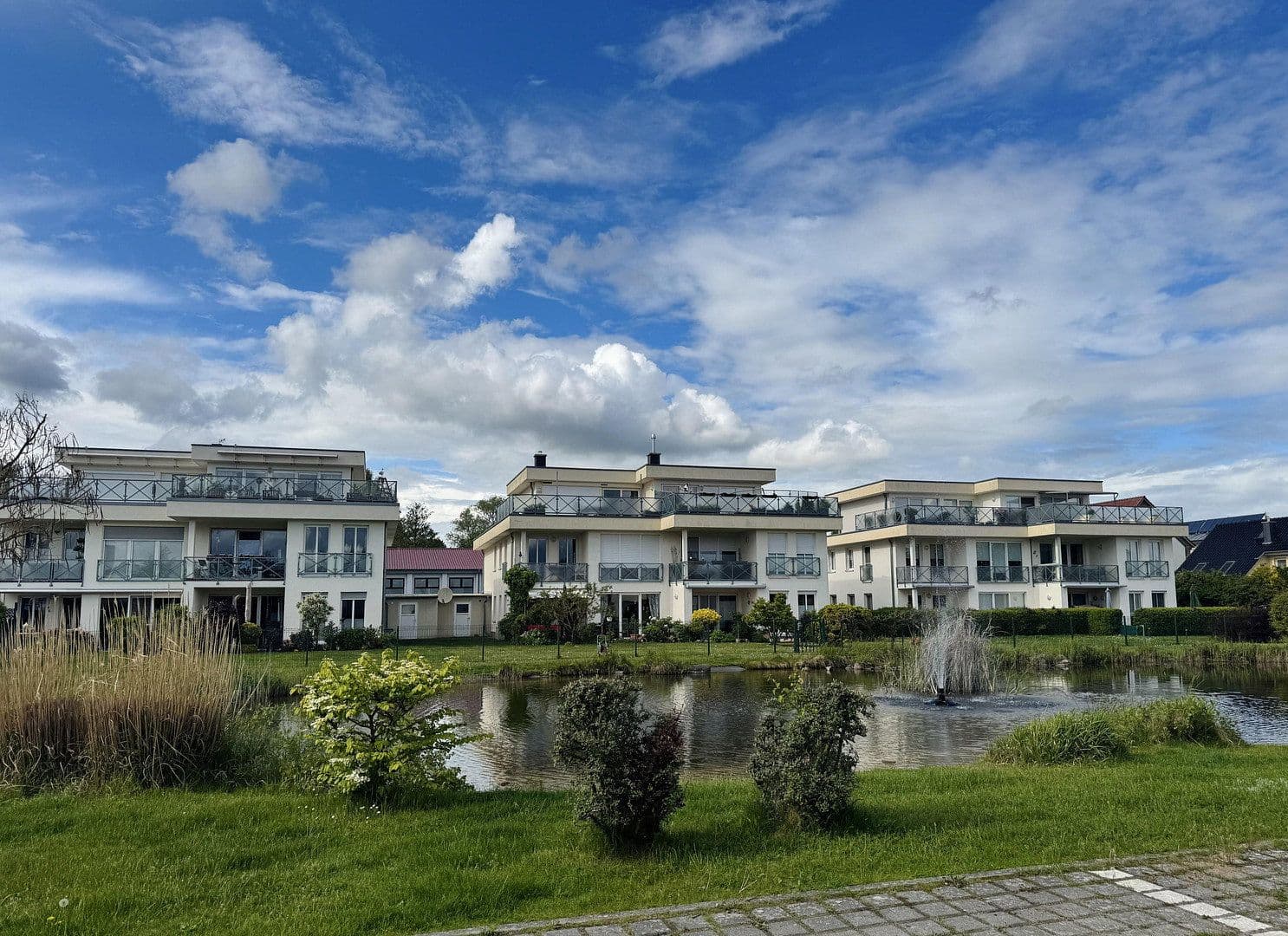 Prodej bytu 4+1 125 m², Nové Střelice, Mecklenburg-Vorpommern Prodej bytu 4+1 125 m², Nové Střelice, Mecklenburg-Vorpommern