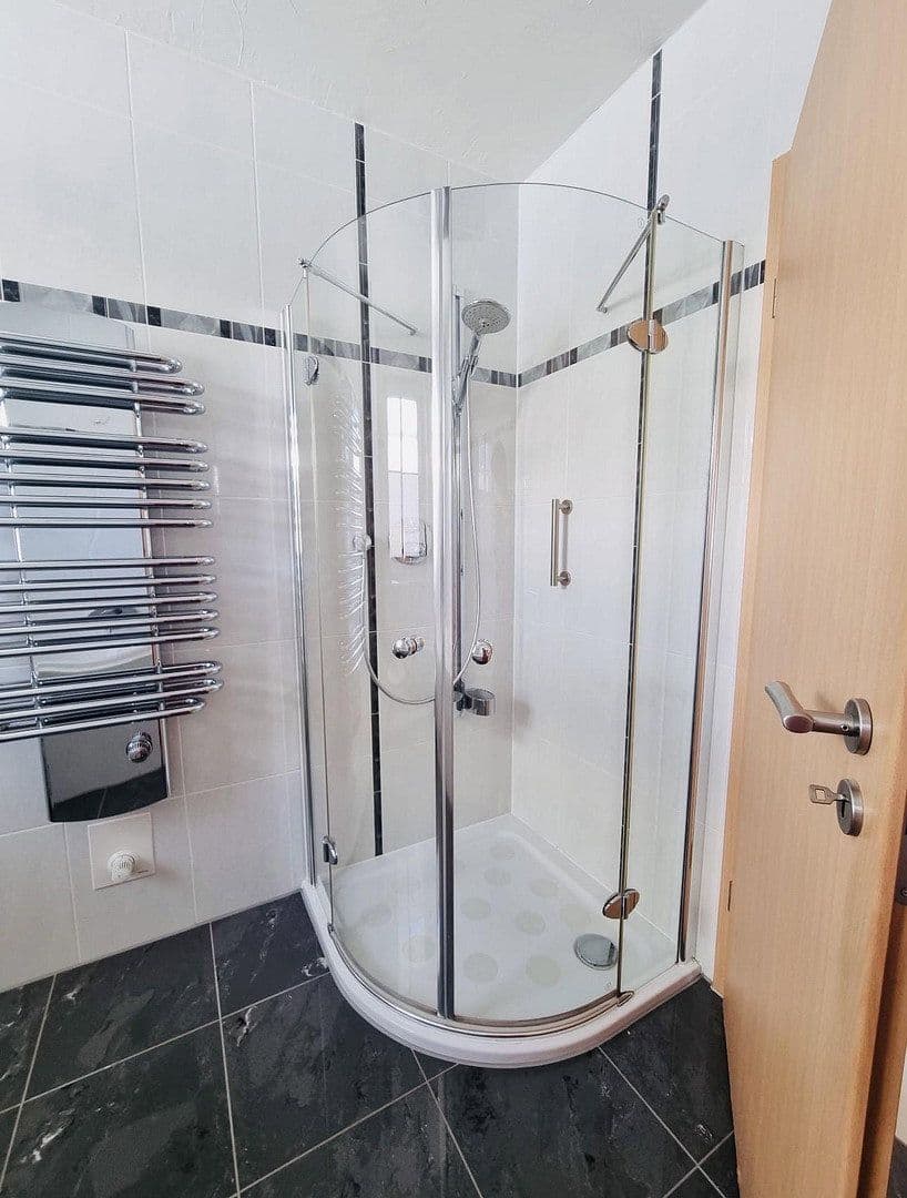 Prodej bytu 4+1 125 m², Nové Střelice, Mecklenburg-Vorpommern Prodej bytu 4+1 125 m², Nové Střelice, Mecklenburg-Vorpommern