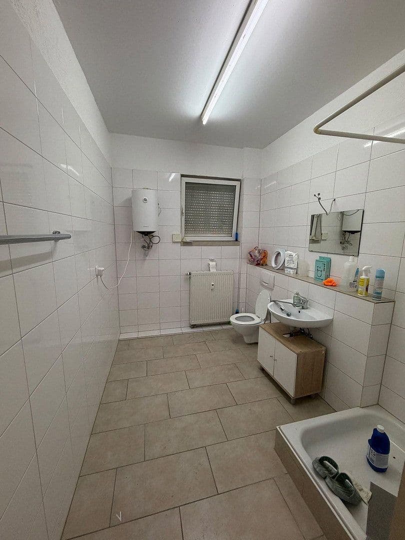 Pronájem nebytového prostoru 86 m², Stadecken-Elsheim, Porýní-Falc Pronájem nebytového prostoru 86 m², Stadecken-Elsheim, Porýní-Falc