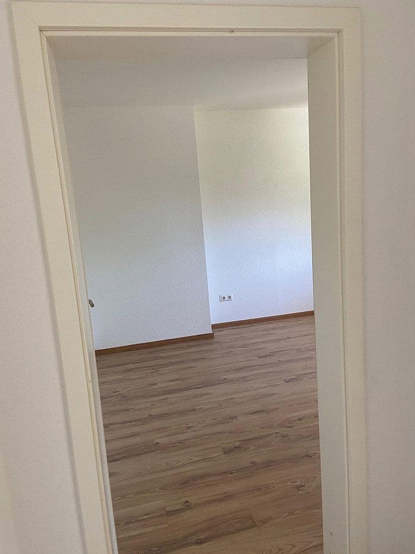 Pronájem bytu 2+1 48 m², Bismarckstraße 150, Wilhelmshaven, Dolní Sasko Pronájem bytu 2+1 48 m², Bismarckstraße 150, Wilhelmshaven, Dolní Sasko