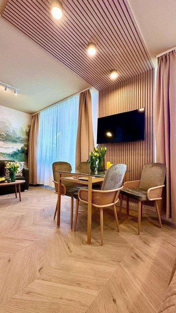 Pronájem bytu 2+1 40 m², Kölner Str. 285, Düsseldorf, Severní Porýní-Vestfálsko Pronájem bytu 2+1 40 m², Kölner Str. 285, Düsseldorf, Severní Porýní-Vestfálsko
