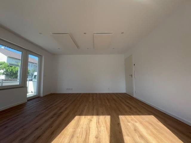 Pronájem bytu 2+1 65 m², Sindelfingen, Bádensko-Württembersko Pronájem bytu 2+1 65 m², Sindelfingen, Bádensko-Württembersko