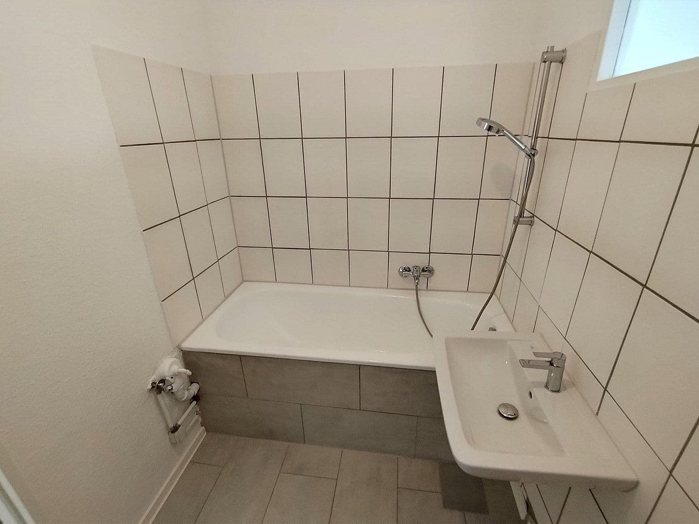 Prodej bytu 1+1 35 m², Gartenfelder Straße 80, Berlin, Berlín Prodej bytu 1+1 35 m², Gartenfelder Straße 80, Berlin, Berlín