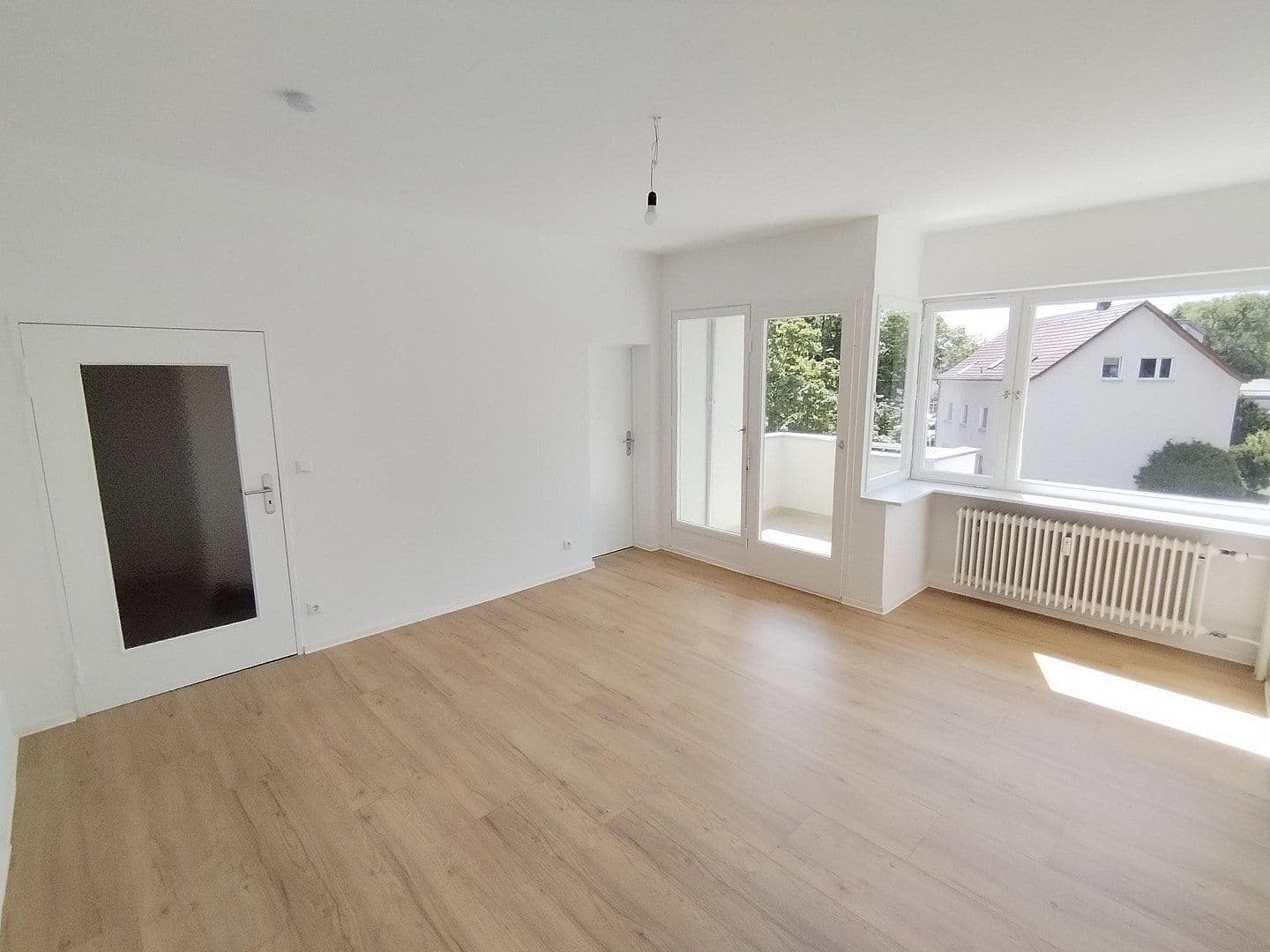 Prodej bytu 1+1 35 m², Gartenfelder Straße 80, Berlin, Berlín Prodej bytu 1+1 35 m², Gartenfelder Straße 80, Berlin, Berlín