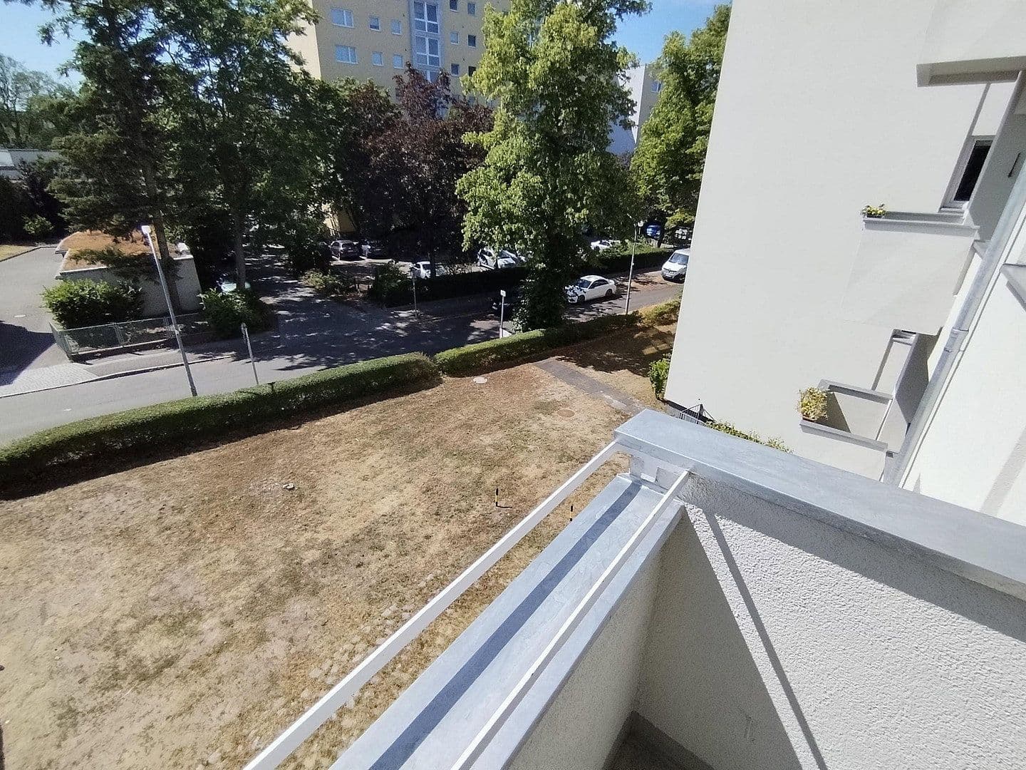 Prodej bytu 1+1 35 m², Gartenfelder Straße 80, Berlin, Berlín Prodej bytu 1+1 35 m², Gartenfelder Straße 80, Berlin, Berlín