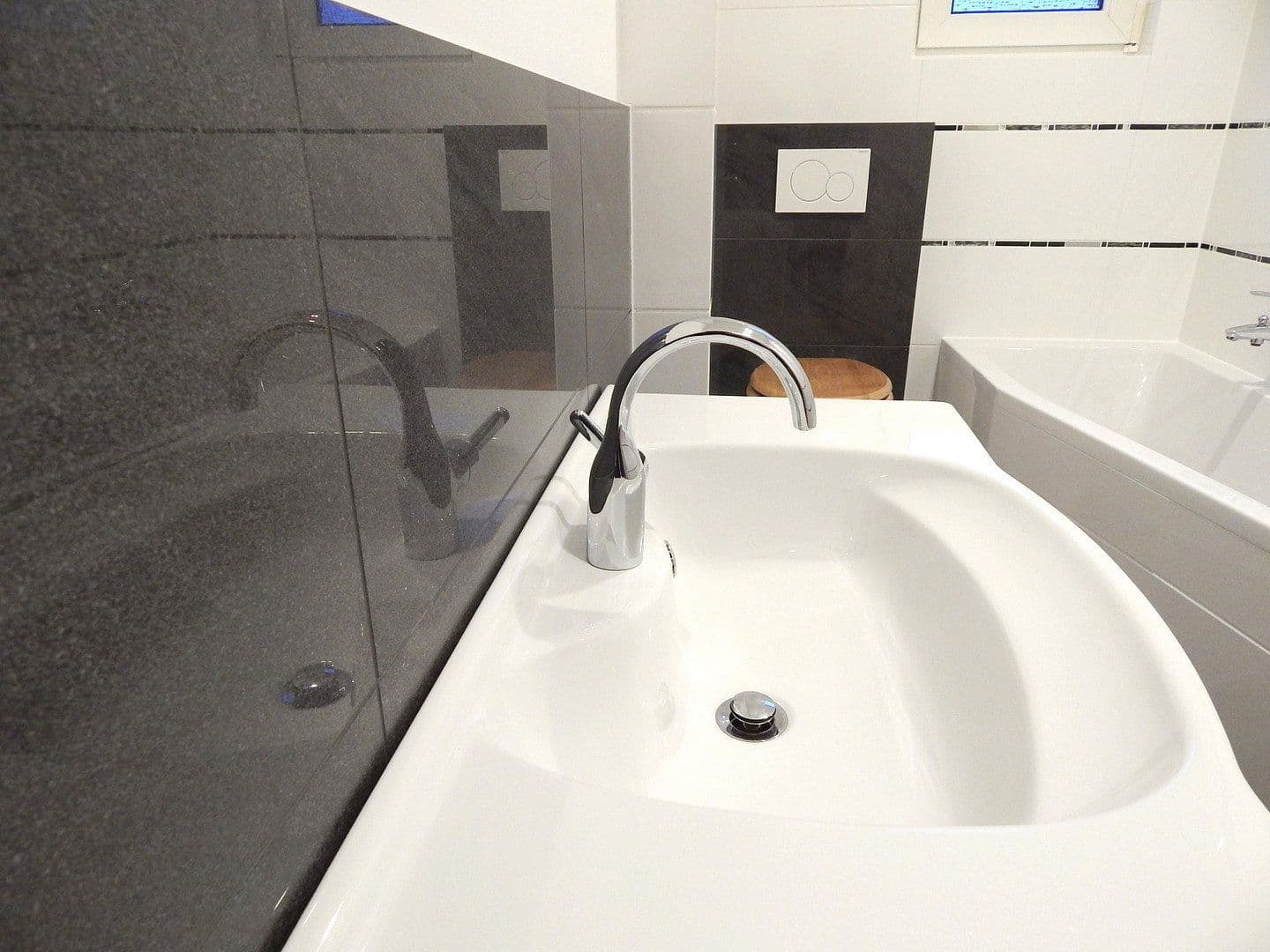 Prodej bytu 2+1 53 m², Essen, Severní Porýní-Vestfálsko Prodej bytu 2+1 53 m², Essen, Severní Porýní-Vestfálsko