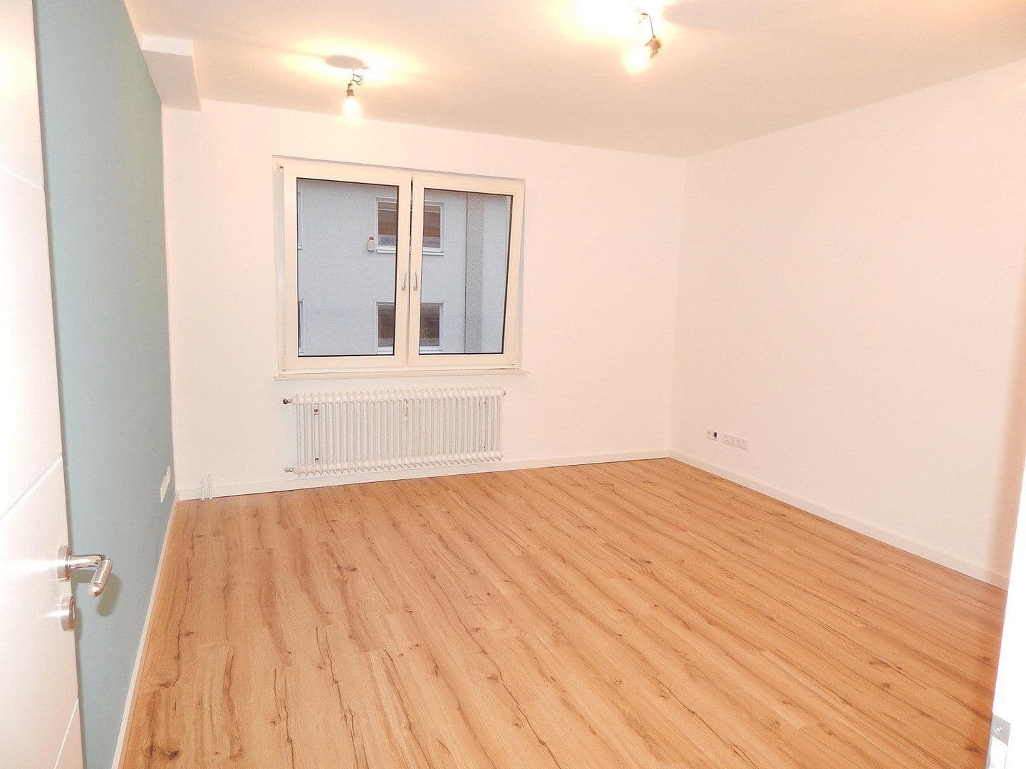 Prodej bytu 2+1 53 m², Essen, Severní Porýní-Vestfálsko Prodej bytu 2+1 53 m², Essen, Severní Porýní-Vestfálsko