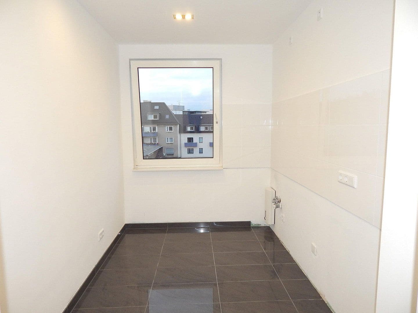 Prodej bytu 2+1 53 m², Essen, Severní Porýní-Vestfálsko Prodej bytu 2+1 53 m², Essen, Severní Porýní-Vestfálsko