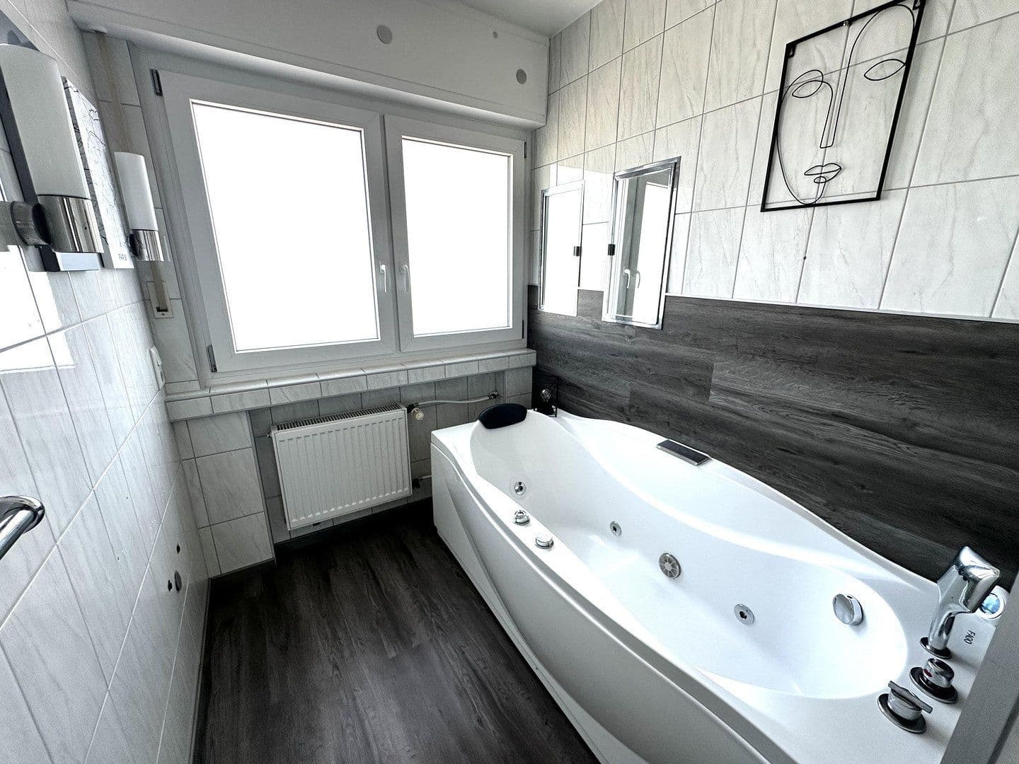 Prodej domu 209 m², pozemek 681 m², Theodor Heuss Allee 50, Hennef (Sieg), Severní Porýní-Vestfálsko Prodej domu 209 m², pozemek 681 m², Theodor Heuss Allee 50, Hennef (Sieg), Severní Porýní-Vestfálsko