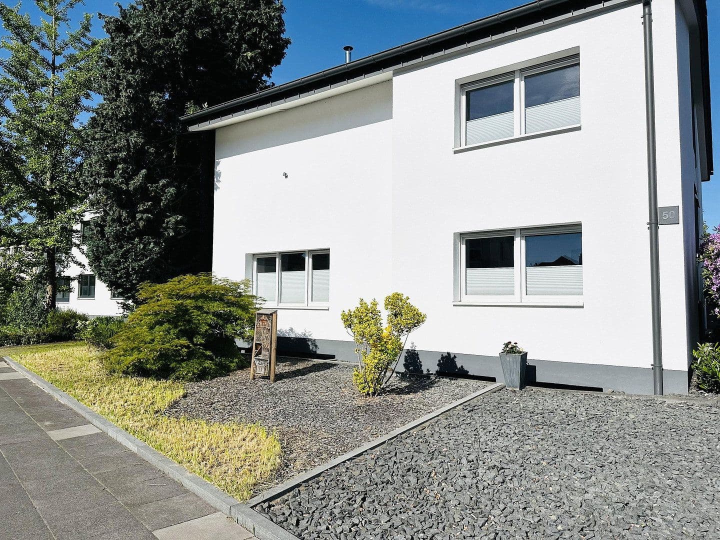 Prodej domu 209 m², pozemek 681 m², Theodor Heuss Allee 50, Hennef (Sieg), Severní Porýní-Vestfálsko Prodej domu 209 m², pozemek 681 m², Theodor Heuss Allee 50, Hennef (Sieg), Severní Porýní-Vestfálsko