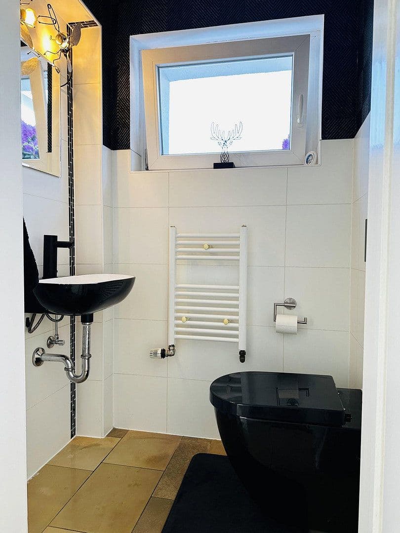 Prodej domu 209 m², pozemek 681 m², Theodor Heuss Allee 50, Hennef (Sieg), Severní Porýní-Vestfálsko Prodej domu 209 m², pozemek 681 m², Theodor Heuss Allee 50, Hennef (Sieg), Severní Porýní-Vestfálsko