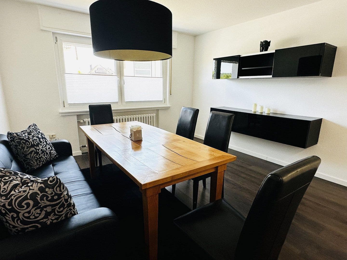 Prodej domu 209 m², pozemek 681 m², Theodor Heuss Allee 50, Hennef (Sieg), Severní Porýní-Vestfálsko Prodej domu 209 m², pozemek 681 m², Theodor Heuss Allee 50, Hennef (Sieg), Severní Porýní-Vestfálsko