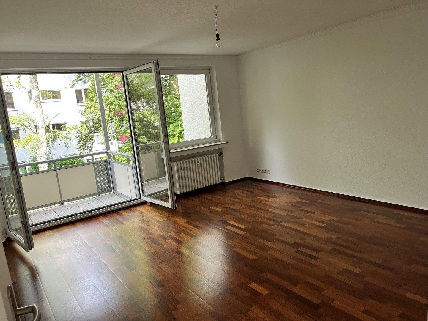 Prodej bytu 2+1 59 m², Paracelsusstraße 5, Muffendorf, Severní Porýní-Vestfálsko Prodej bytu 2+1 59 m², Paracelsusstraße 5, Muffendorf, Severní Porýní-Vestfálsko