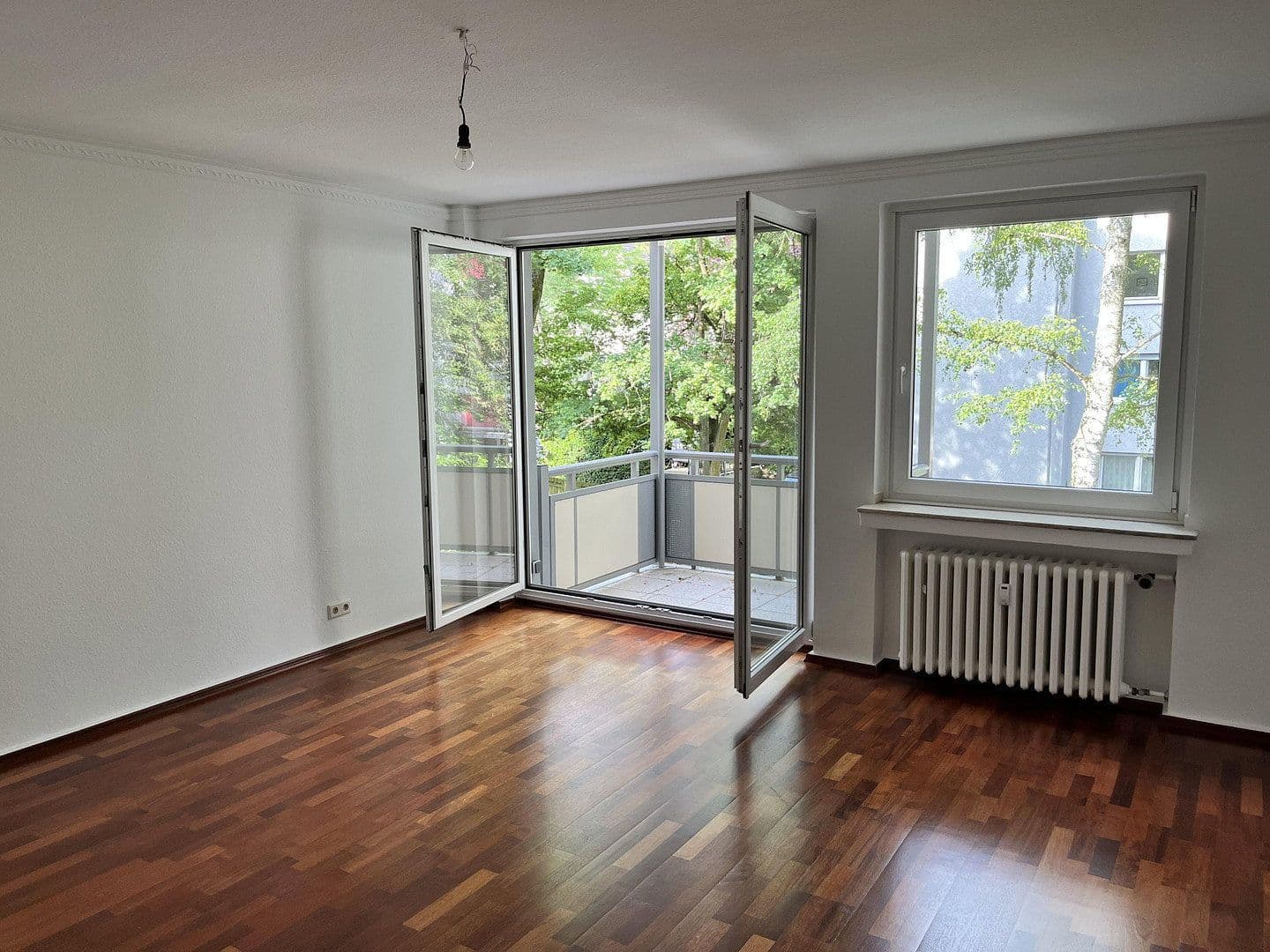 Prodej bytu 2+1 59 m², Paracelsusstraße 5, Muffendorf, Severní Porýní-Vestfálsko Prodej bytu 2+1 59 m², Paracelsusstraße 5, Muffendorf, Severní Porýní-Vestfálsko