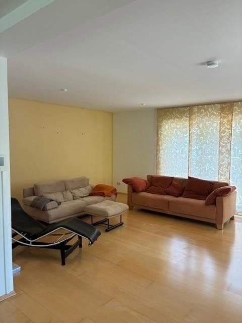 Prodej domu 250 m², pozemek 322 m², Kölnerstrasse 73, Jünkerath, Porýní-Falc Prodej domu 250 m², pozemek 322 m², Kölnerstrasse 73, Jünkerath, Porýní-Falc