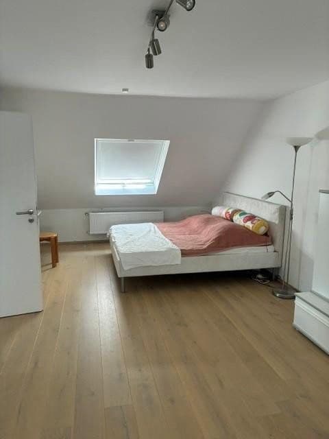 Prodej domu 250 m², pozemek 322 m², Kölnerstrasse 73, Jünkerath, Porýní-Falc Prodej domu 250 m², pozemek 322 m², Kölnerstrasse 73, Jünkerath, Porýní-Falc