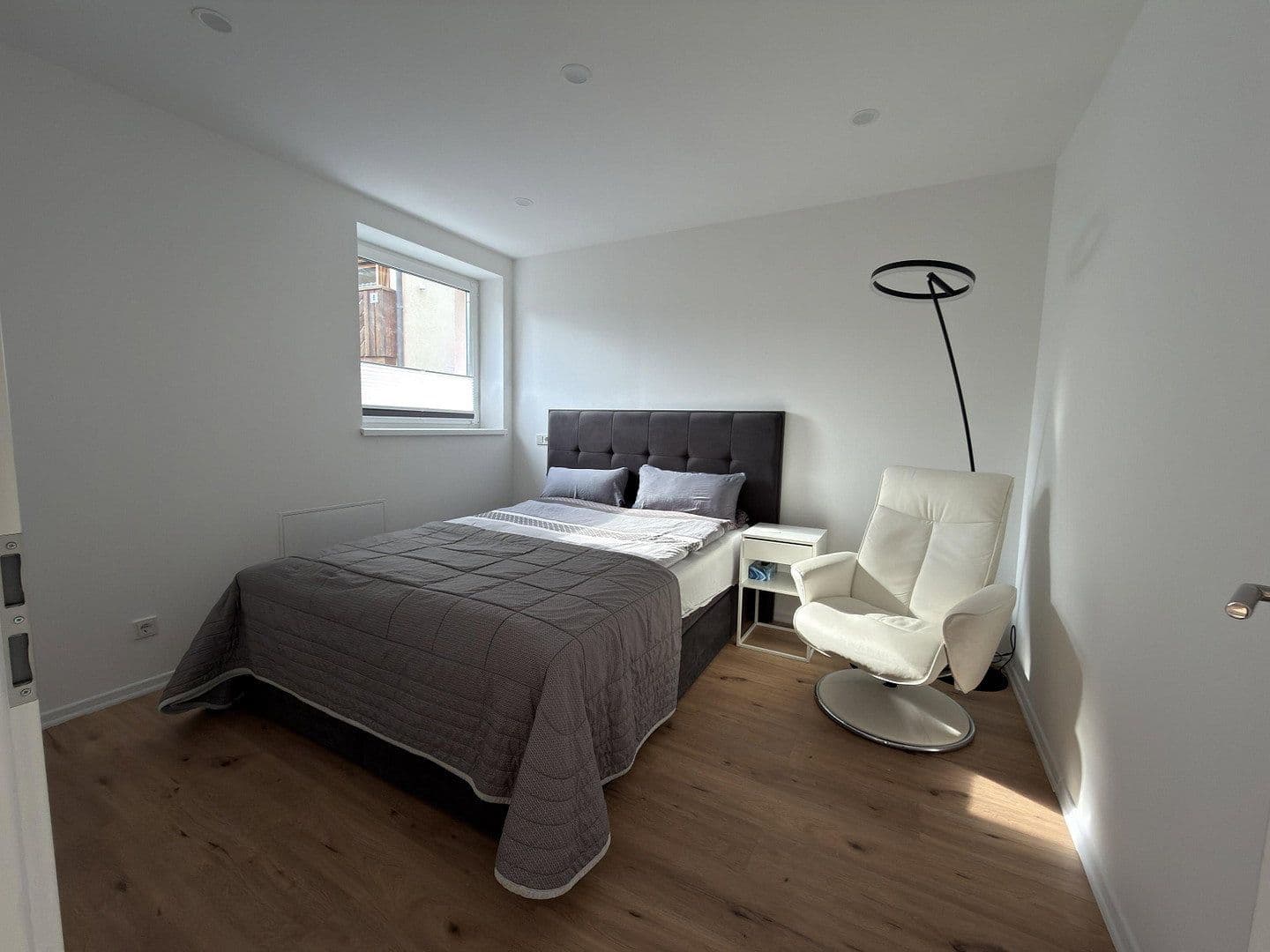 Prodej domu 135 m², pozemek 89 m², Igensdorf, Bavorsko Prodej domu 135 m², pozemek 89 m², Igensdorf, Bavorsko
