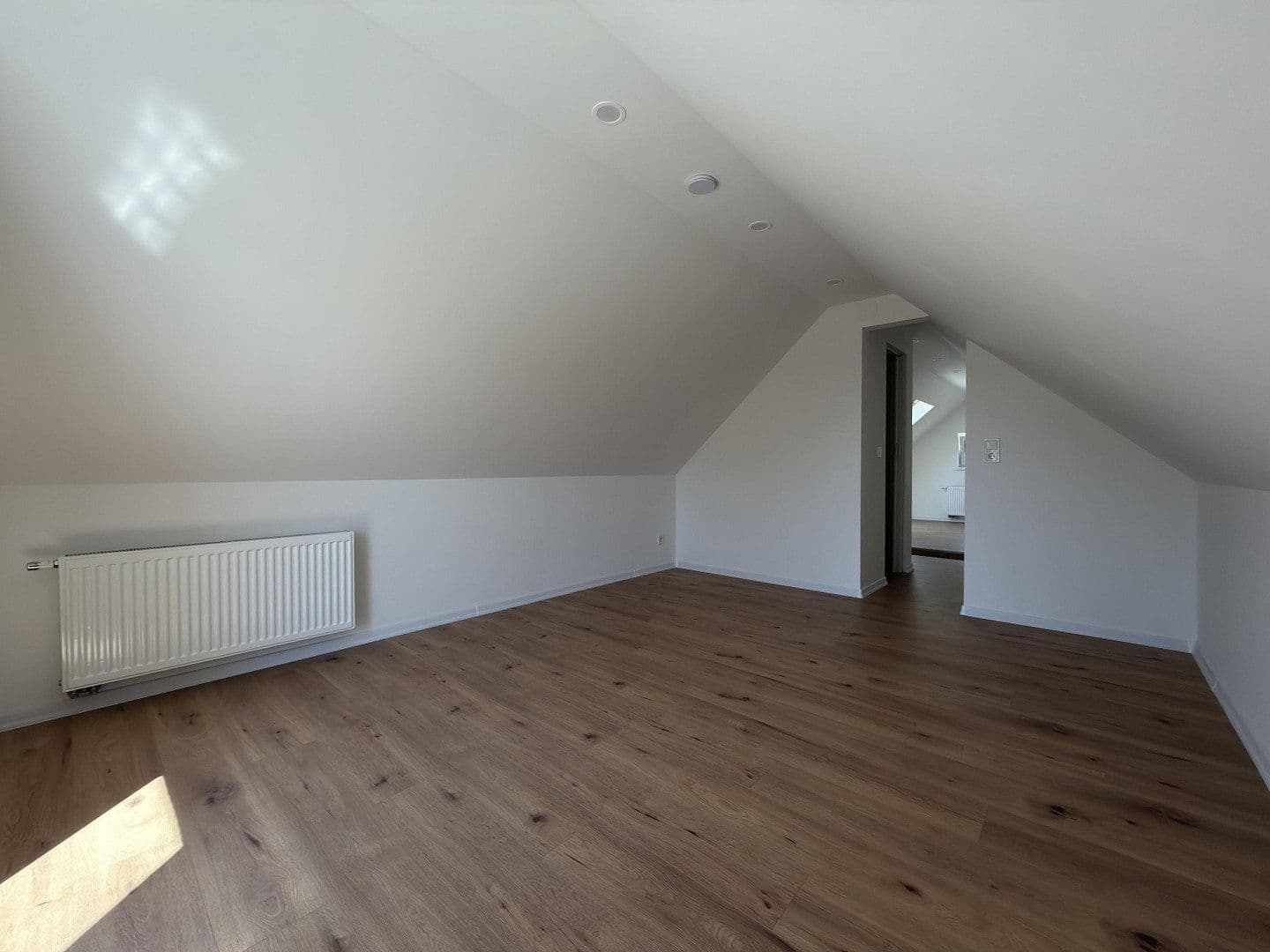 Prodej domu 135 m², pozemek 89 m², Igensdorf, Bavorsko Prodej domu 135 m², pozemek 89 m², Igensdorf, Bavorsko