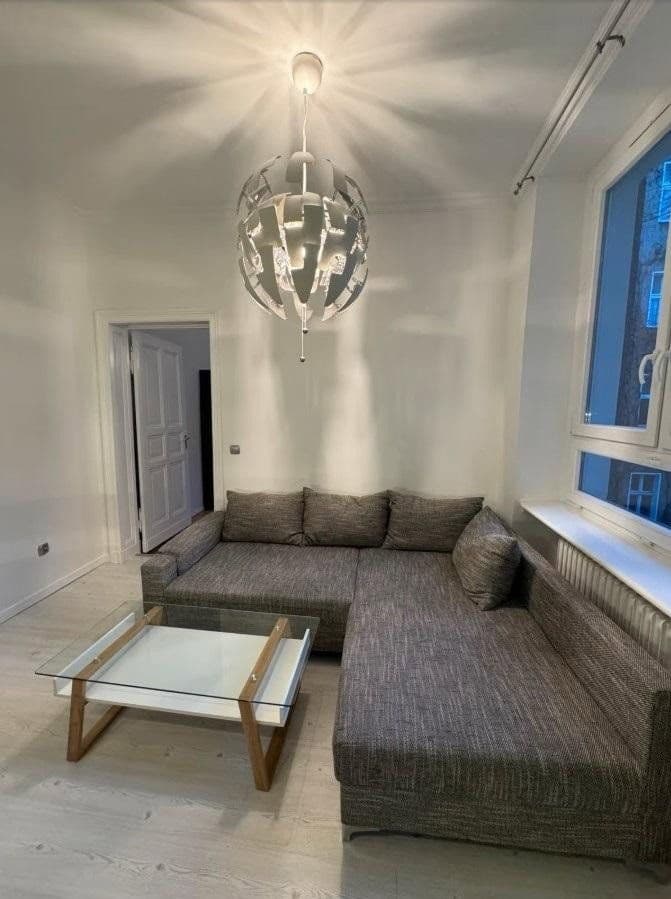 Pronájem bytu 1+kk 40 m², Düsseldorf, Severní Porýní-Vestfálsko Pronájem bytu 1+kk 40 m², Düsseldorf, Severní Porýní-Vestfálsko