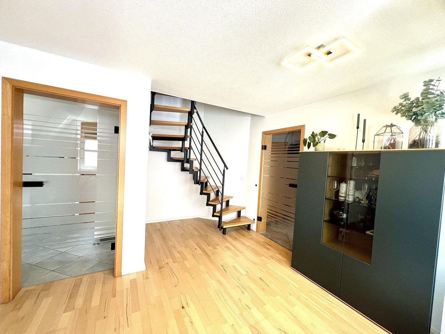 Prodej bytu 4+kk 76 m², Neuffen, Bádensko-Württembersko Prodej bytu 4+kk 76 m², Neuffen, Bádensko-Württembersko