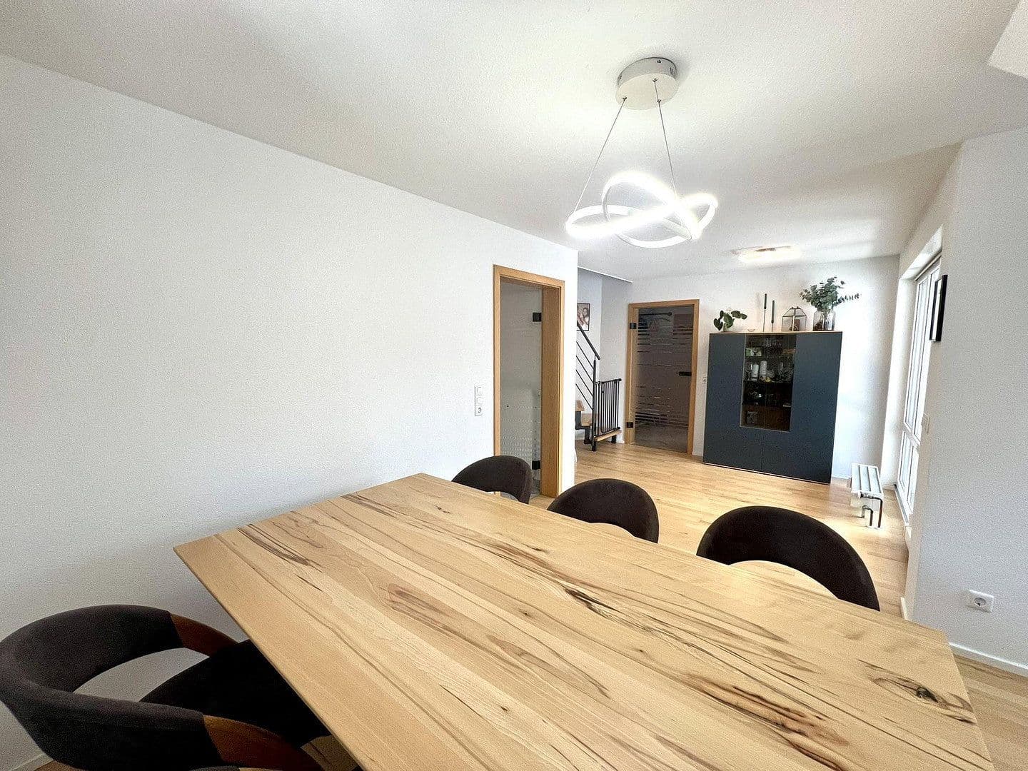 Prodej bytu 4+kk 76 m², Neuffen, Bádensko-Württembersko Prodej bytu 4+kk 76 m², Neuffen, Bádensko-Württembersko