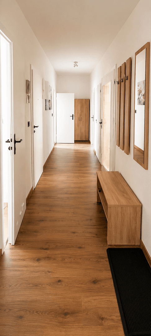 Pronájem bytu 4+1 74 m², Lindenthaler Hauptstraße 79, Leipzig, Sasko Pronájem bytu 4+1 74 m², Lindenthaler Hauptstraße 79, Leipzig, Sasko