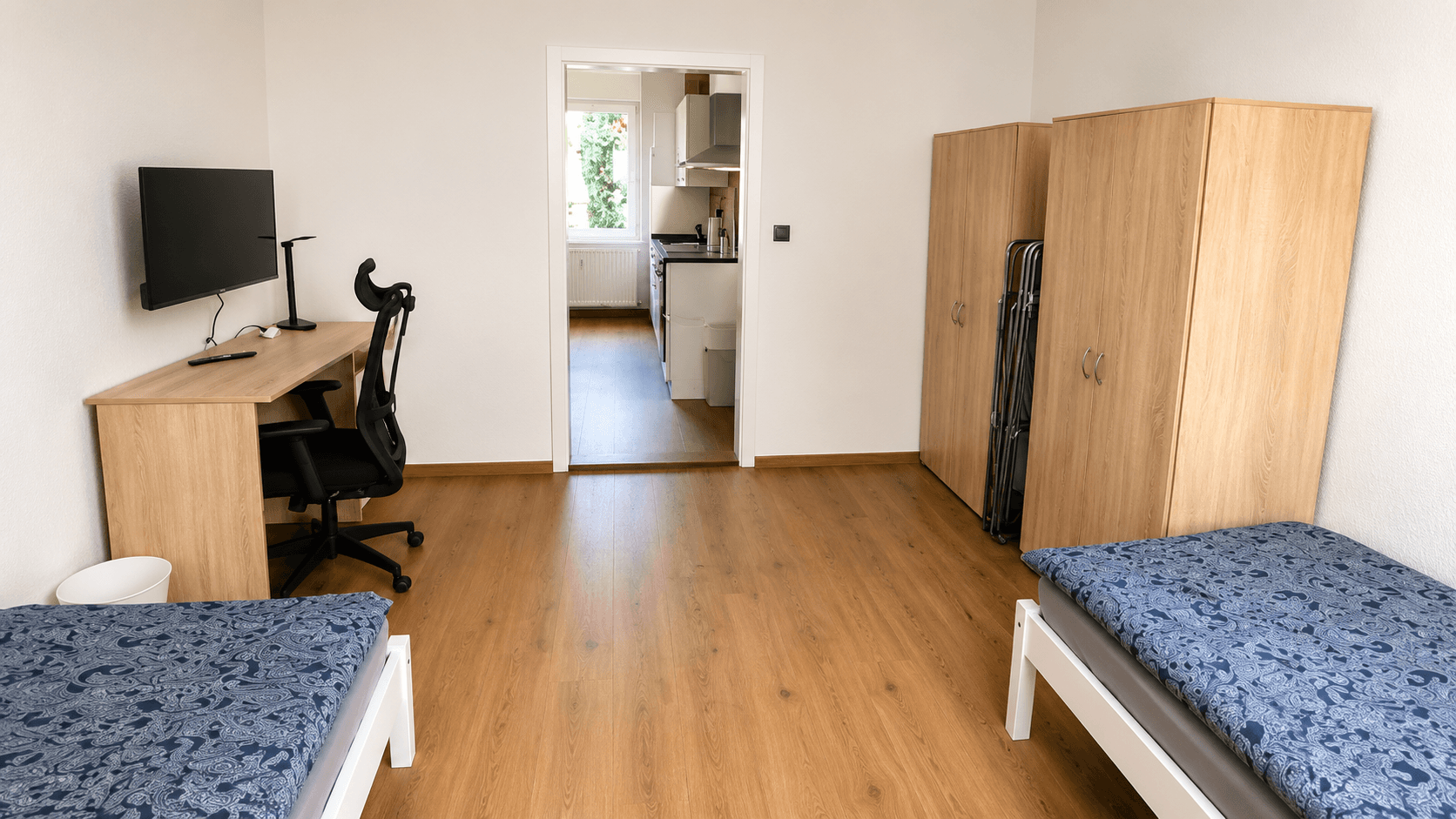 Pronájem bytu 4+1 74 m², Lindenthaler Hauptstraße 79, Leipzig, Sasko Pronájem bytu 4+1 74 m², Lindenthaler Hauptstraße 79, Leipzig, Sasko