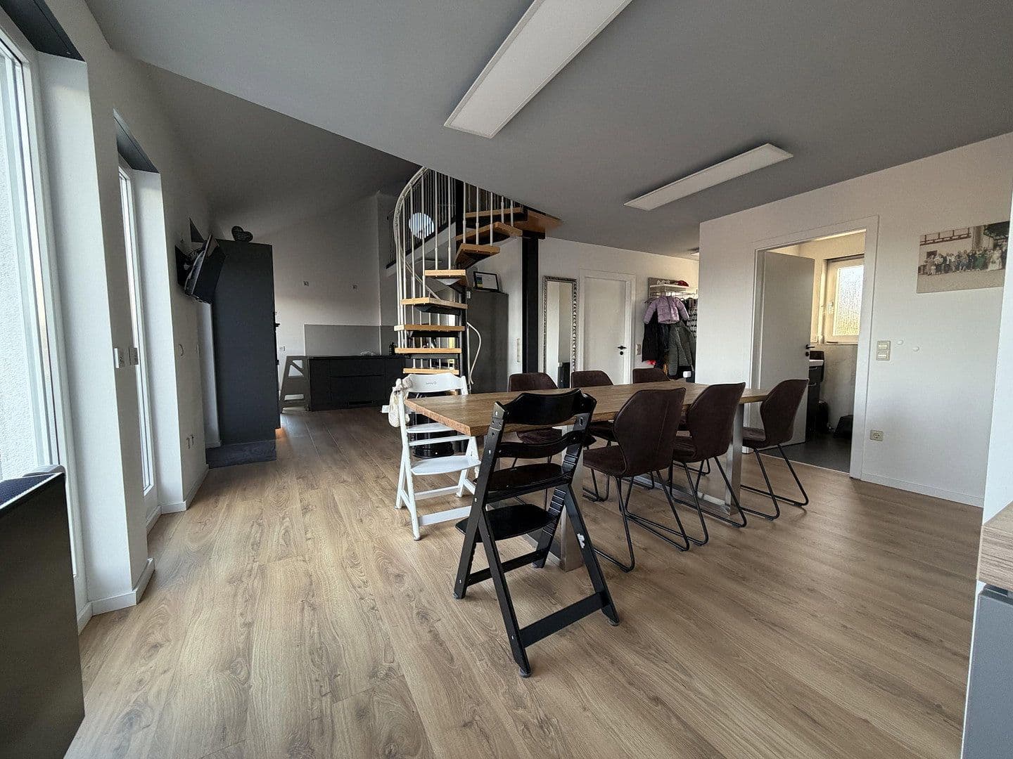 Prodej bytu 4+1 123 m², Epfenbach, Bádensko-Württembersko Prodej bytu 4+1 123 m², Epfenbach, Bádensko-Württembersko