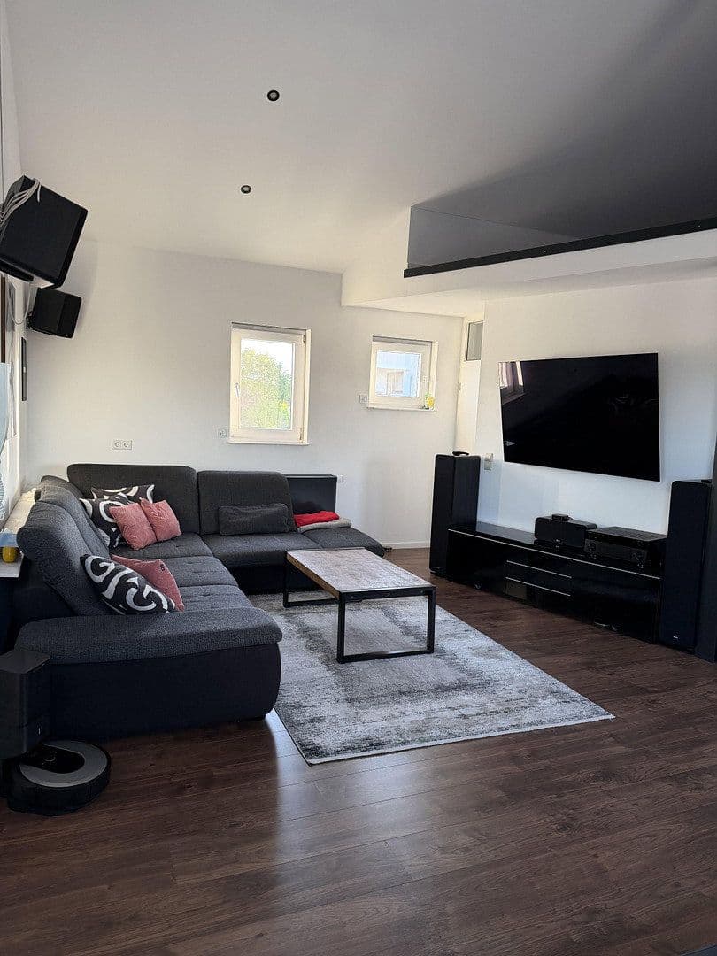 Prodej bytu 4+1 123 m², Epfenbach, Bádensko-Württembersko Prodej bytu 4+1 123 m², Epfenbach, Bádensko-Württembersko