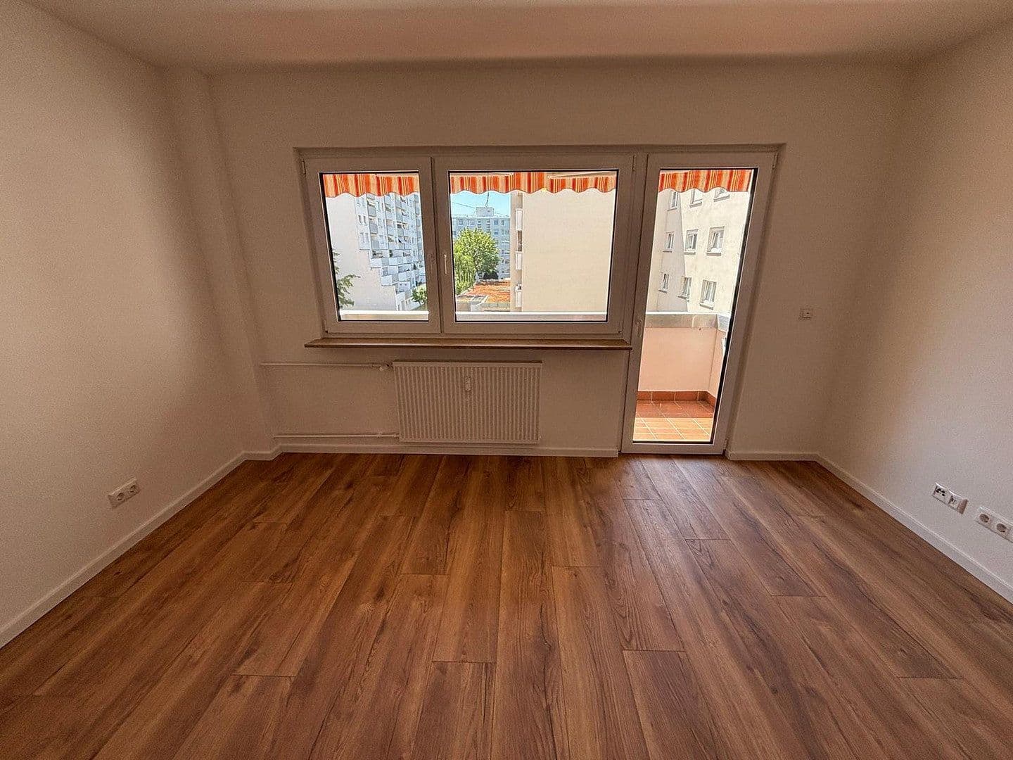 Pronájem bytu 4+1 89 m², Michelstädter Weg 5, Dietzenbach, Hessen Pronájem bytu 4+1 89 m², Michelstädter Weg 5, Dietzenbach, Hessen