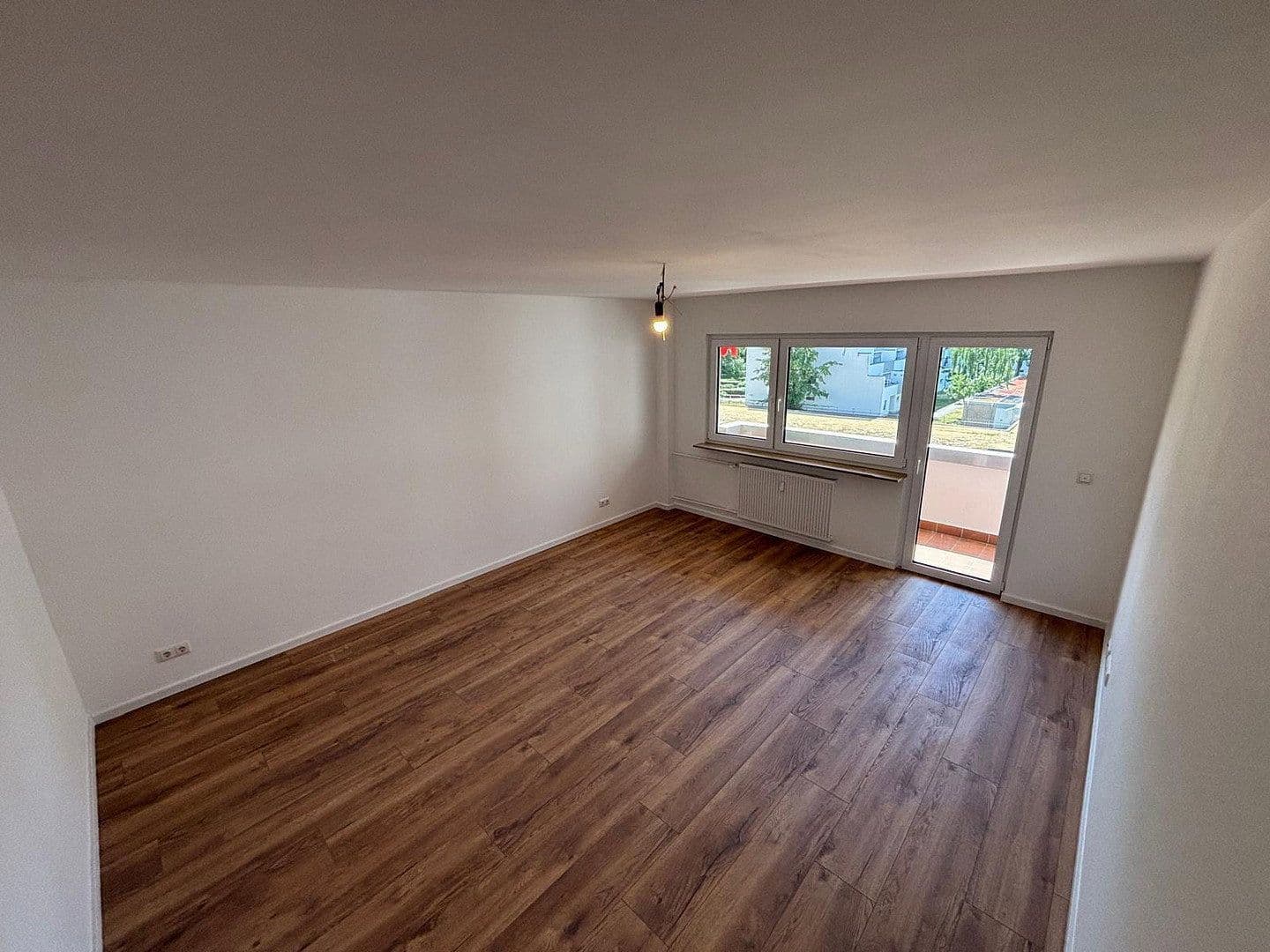 Pronájem bytu 4+1 89 m², Michelstädter Weg 5, Dietzenbach, Hessen Pronájem bytu 4+1 89 m², Michelstädter Weg 5, Dietzenbach, Hessen