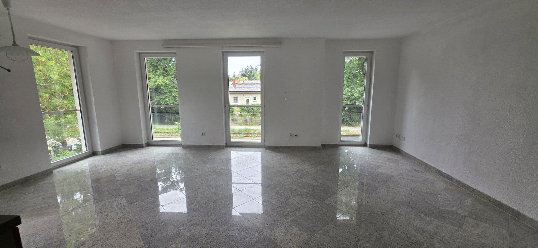 Prodej domu 352 m², pozemek 948 m², Woltersdorf, Braniborsko Prodej domu 352 m², pozemek 948 m², Woltersdorf, Braniborsko