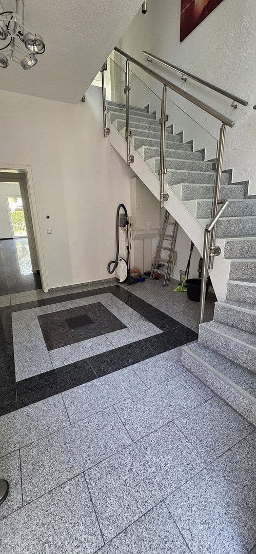 Prodej domu 352 m², pozemek 948 m², Woltersdorf, Braniborsko Prodej domu 352 m², pozemek 948 m², Woltersdorf, Braniborsko
