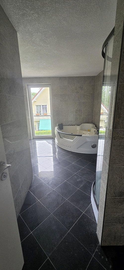 Prodej domu 352 m², pozemek 948 m², Woltersdorf, Braniborsko Prodej domu 352 m², pozemek 948 m², Woltersdorf, Braniborsko