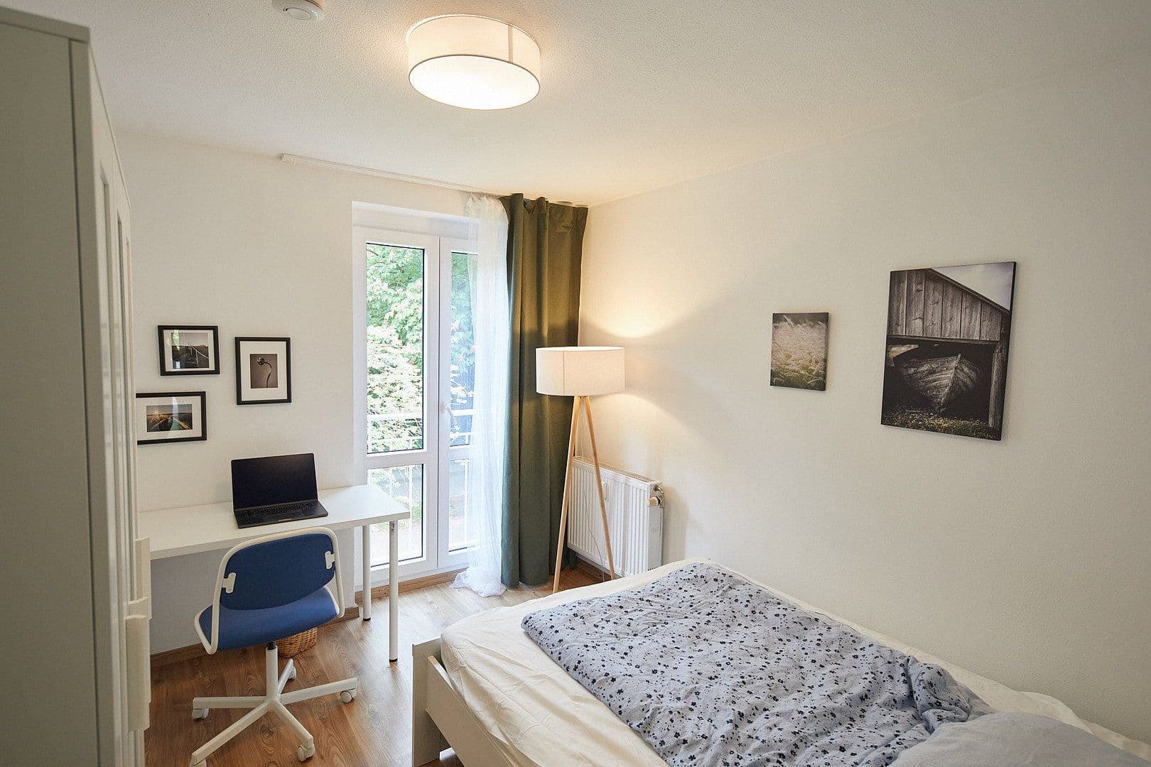 Pronájem bytu 1+1 13 m², Hitlstraße 17, München, Bavorsko Pronájem bytu 1+1 13 m², Hitlstraße 17, München, Bavorsko