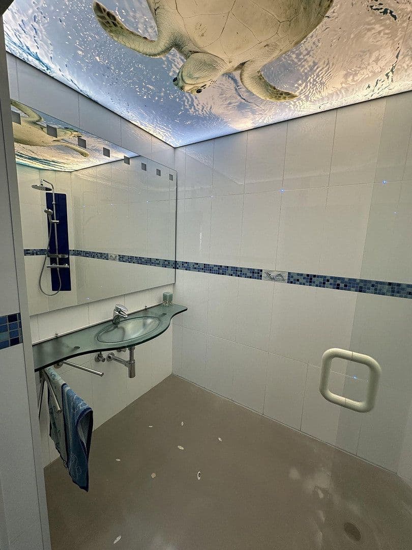 Prodej nebytového prostoru 3.125 m², Hude (Oldenburg), Dolní Sasko Prodej nebytového prostoru 3.125 m², Hude (Oldenburg), Dolní Sasko