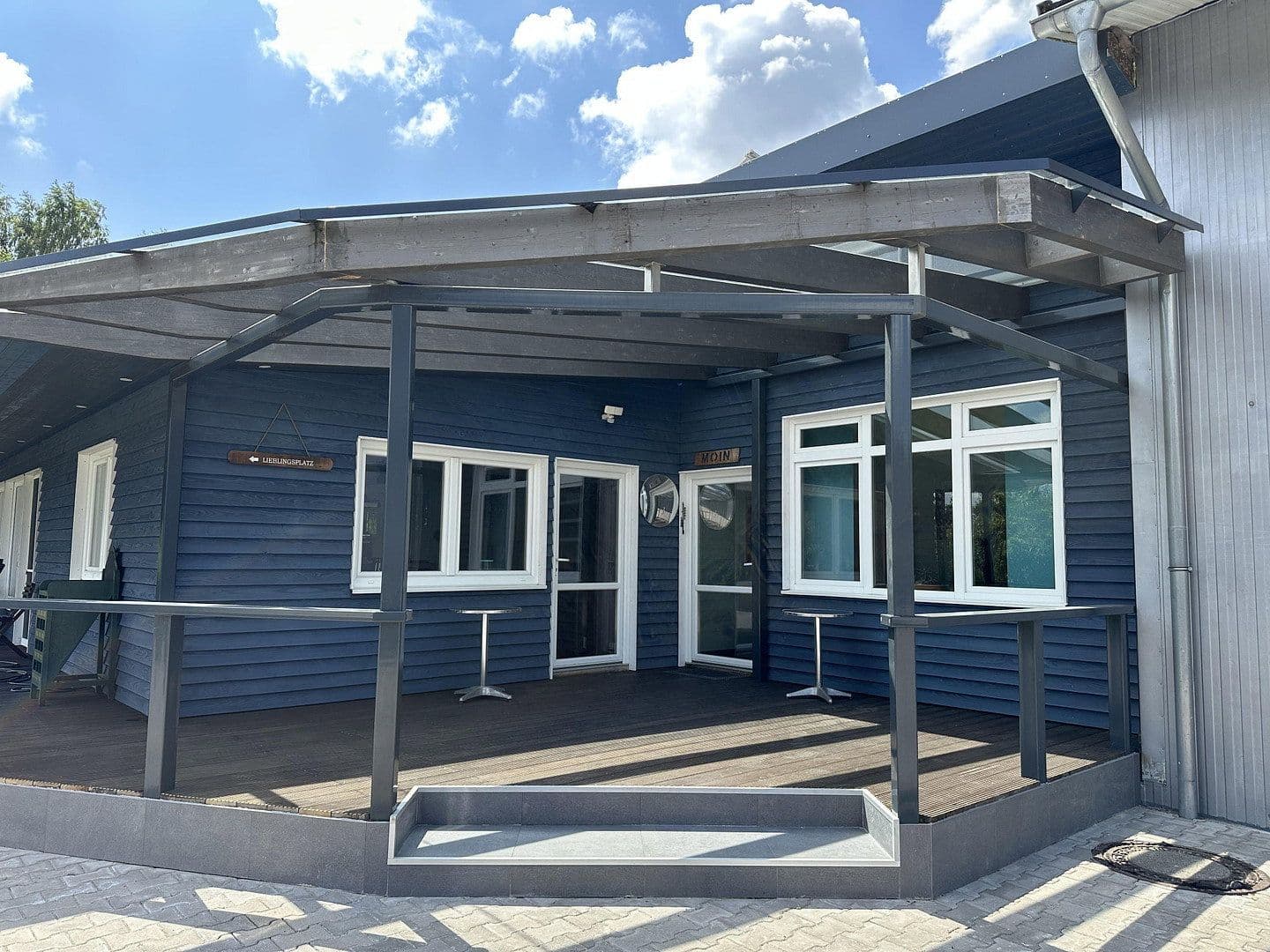 Prodej nebytového prostoru 3.125 m², Hude (Oldenburg), Dolní Sasko Prodej nebytového prostoru 3.125 m², Hude (Oldenburg), Dolní Sasko