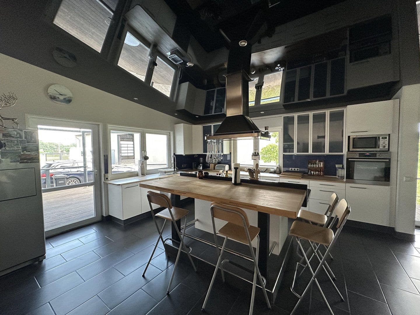 Prodej nebytového prostoru 3.125 m², Hude (Oldenburg), Dolní Sasko Prodej nebytového prostoru 3.125 m², Hude (Oldenburg), Dolní Sasko