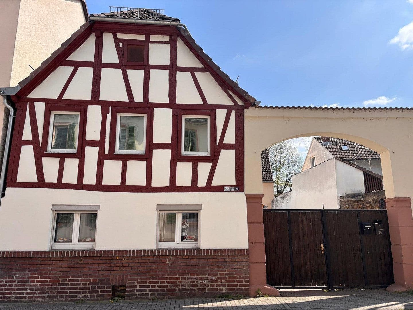 Prodej domu 146 m², pozemek 198 m², Flörsheim, Hessen Prodej domu 146 m², pozemek 198 m², Flörsheim, Hessen