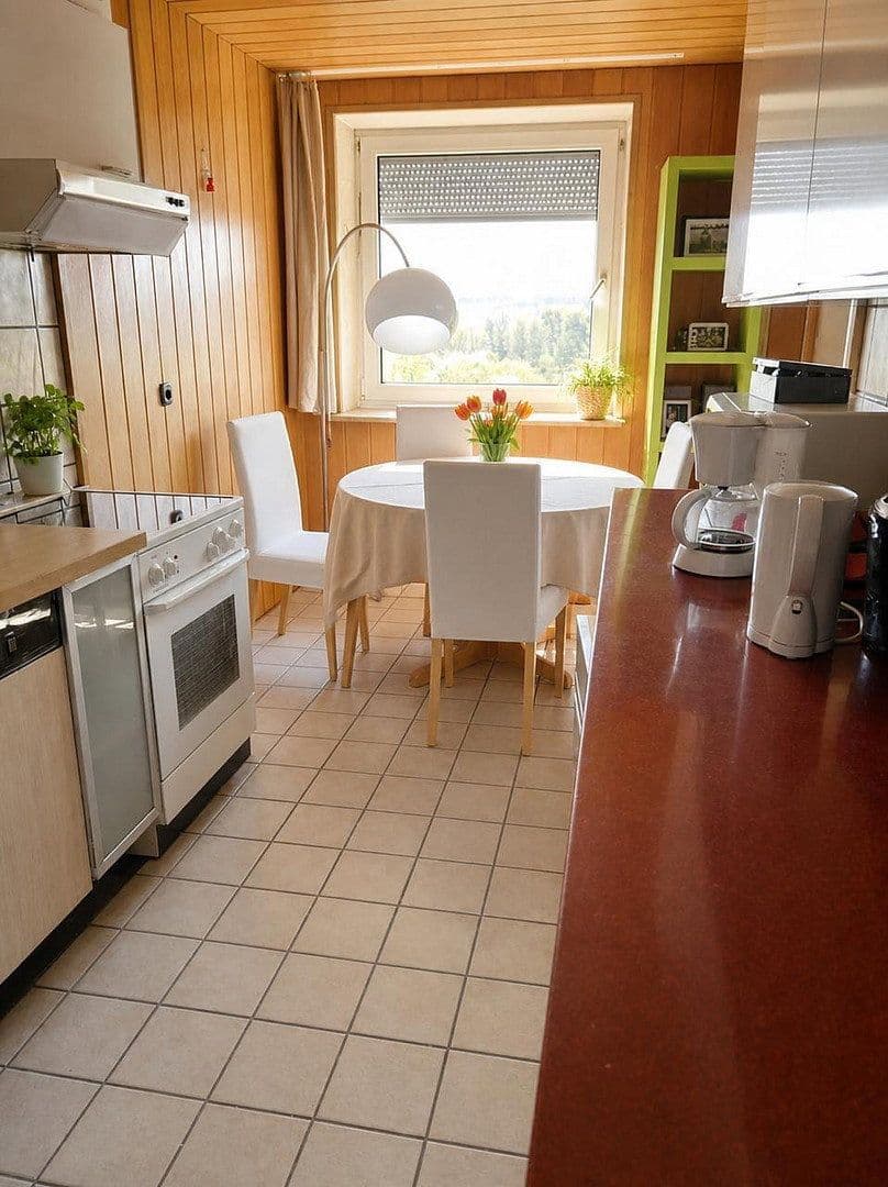 Prodej bytu 3+1 74 m², Karwendelstraße 2, Nürnberg, Bavorsko Prodej bytu 3+1 74 m², Karwendelstraße 2, Nürnberg, Bavorsko